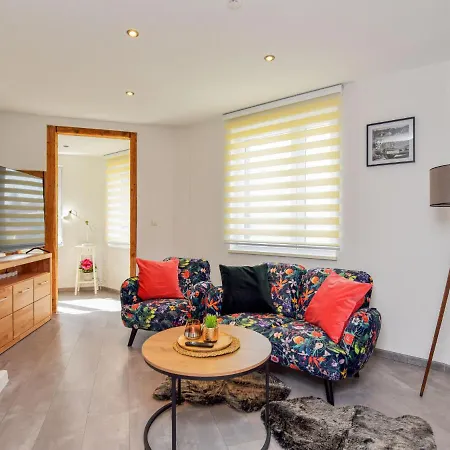 Appartement Carola By Interhome
